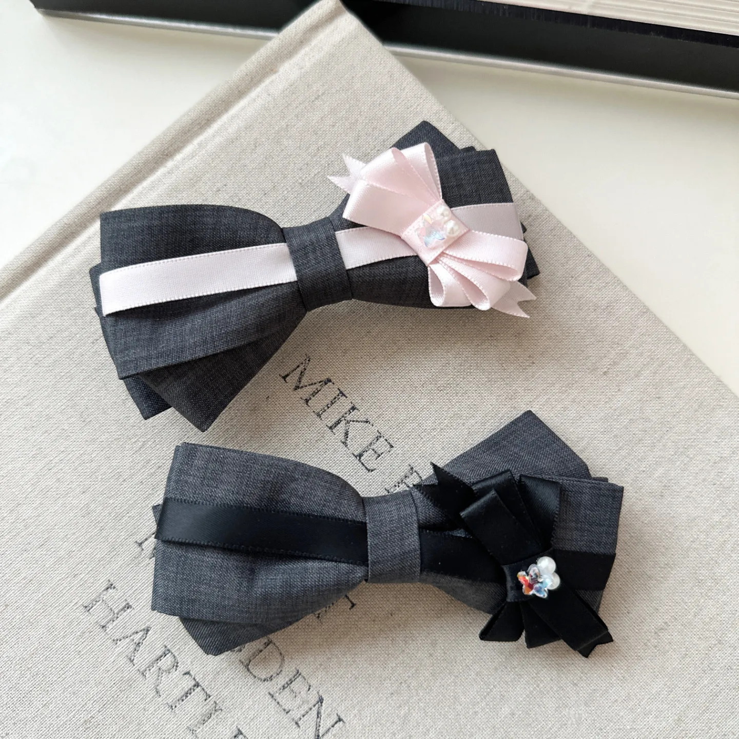 Gray Fabric Bow Hair Clip Handmade Duck Bill Clip Cute Large Bow for Ponytail Side Hair Sweet Cool School Girls Daily