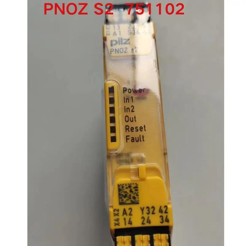 brand-new  Safety relay PNOZ S2  751102