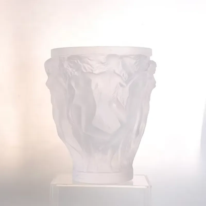 Modern Luxury Small Ice Crystal Handmade Glazed Glass Round Tabletop Decorative Vase for Home and Hotel Decoration
