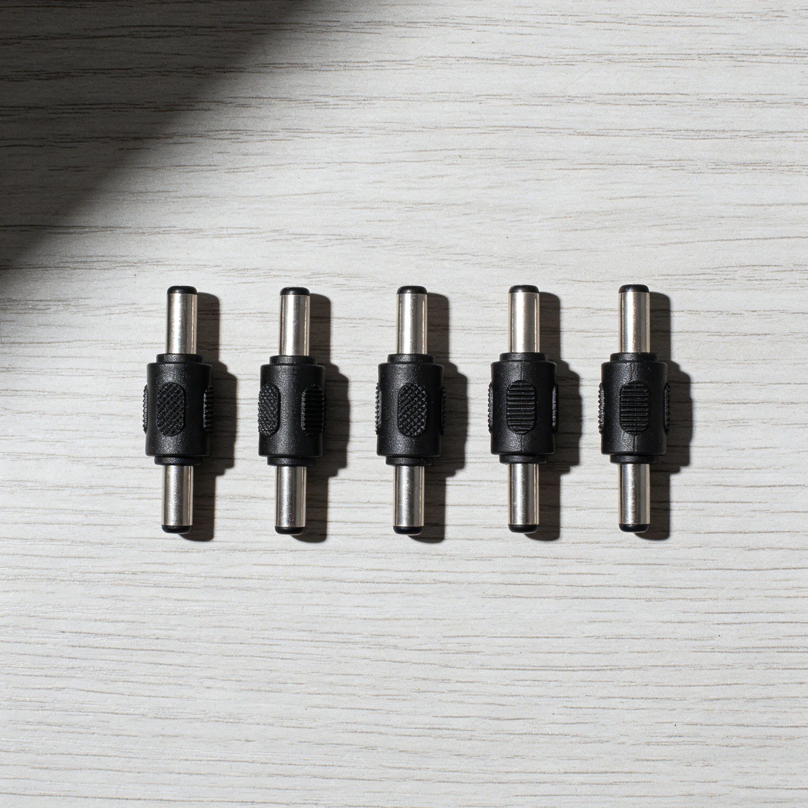 

10Pcs Male to Male Dc Barrel Plug Coupler 5.5x2.1mm Connector for Laptop Router Security Camera Inline Adapter