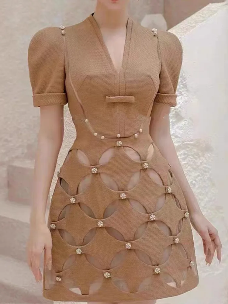 

SMTHMA New Fashion Khaki Patchwork Luxury Runway Dress For Women Slim Waist Slim Diamond Embellishments Holiday Dresses