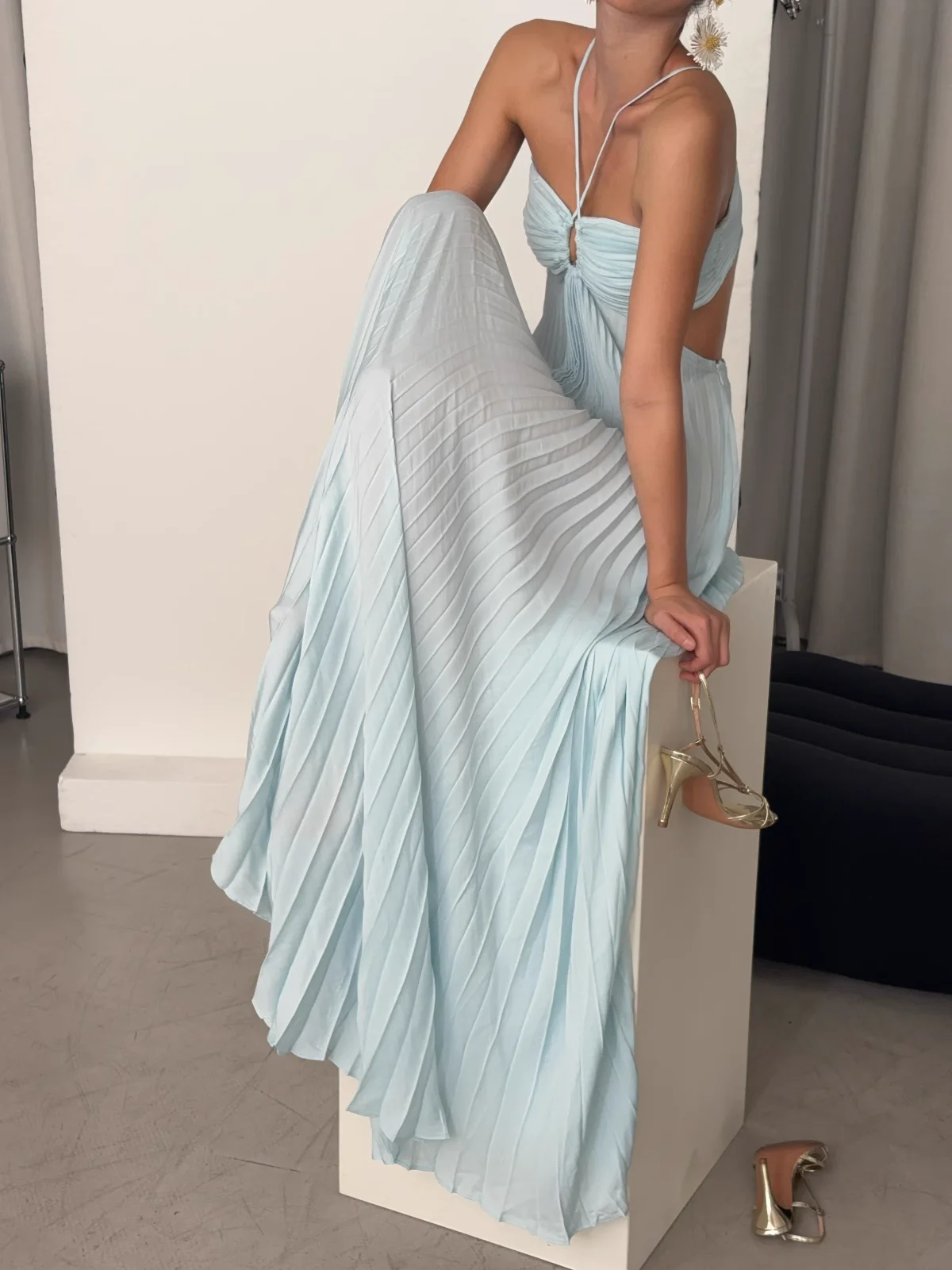 

Women Pleated Blue Maxi Dress Backless Halter Neck Hollow Out High Waist Holiday Ladies Robe