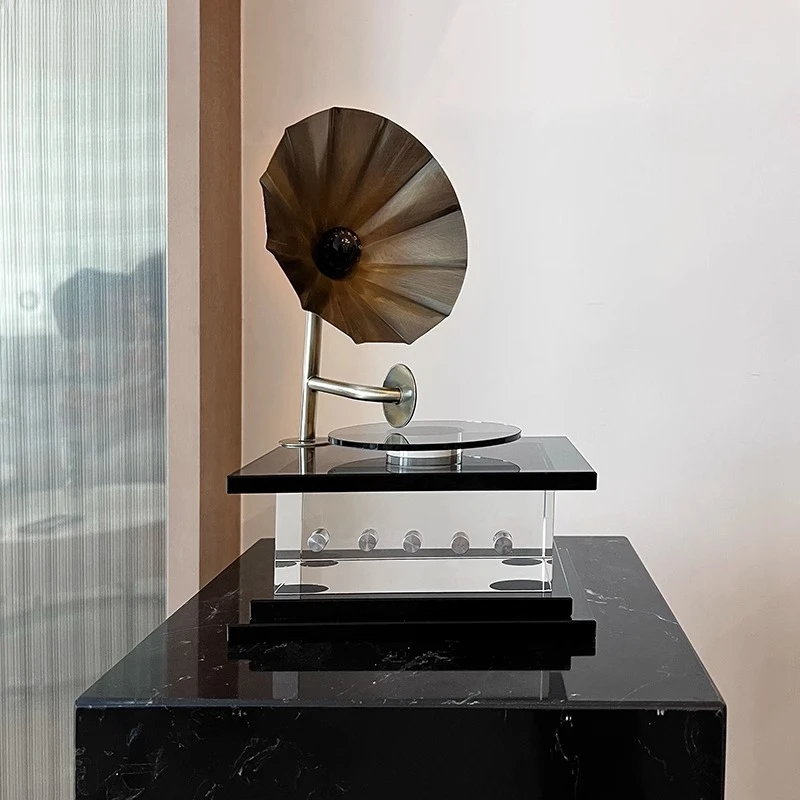 

Modern Minimalist Crystal Phonograph Figurine Retro CD Player Decor Luxury Office Desk Display Creative Audio Equipment Ornament