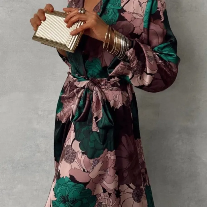 Elegante abito lungo da donna con stampa autunnale con bottoni con risvolto maniche a lanterna con cintura in vita e grande abito con stampa floreale