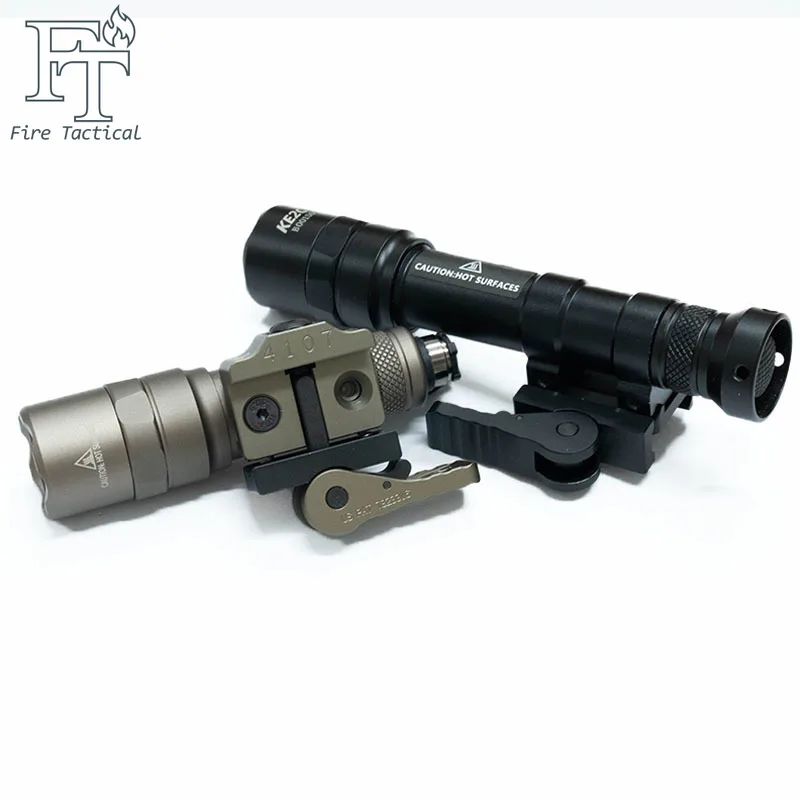Tactical Gear Sf M300 M600B M600C Flashlight Gun Light Rifle Hunting Lamp with 21mm Picatinny Rail Compatible Quick Installation Bracket