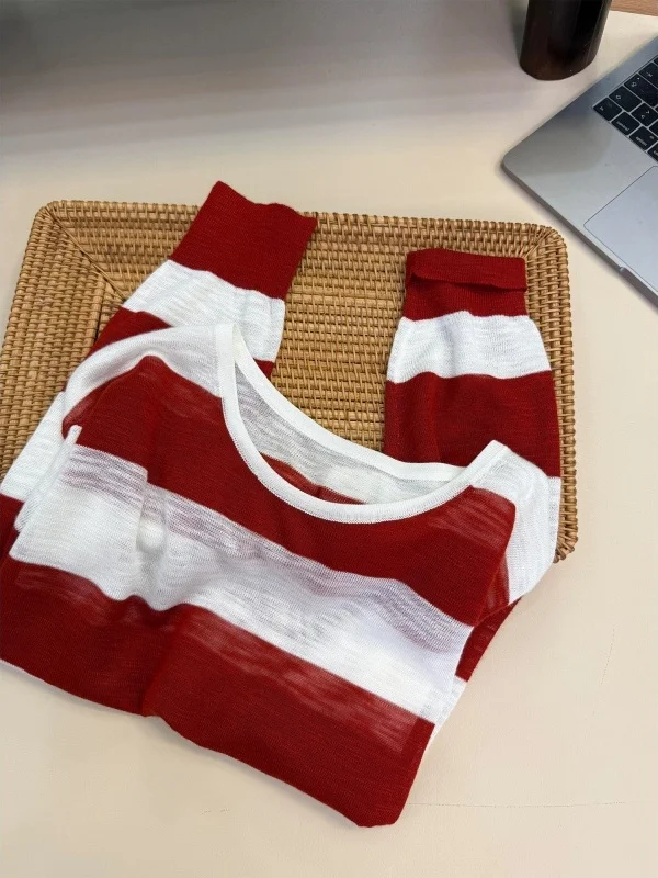 Camiseta de manga larga fina con bloques de color de rayas blancas y rojas para mujer, protección UV de verano, top para aire...