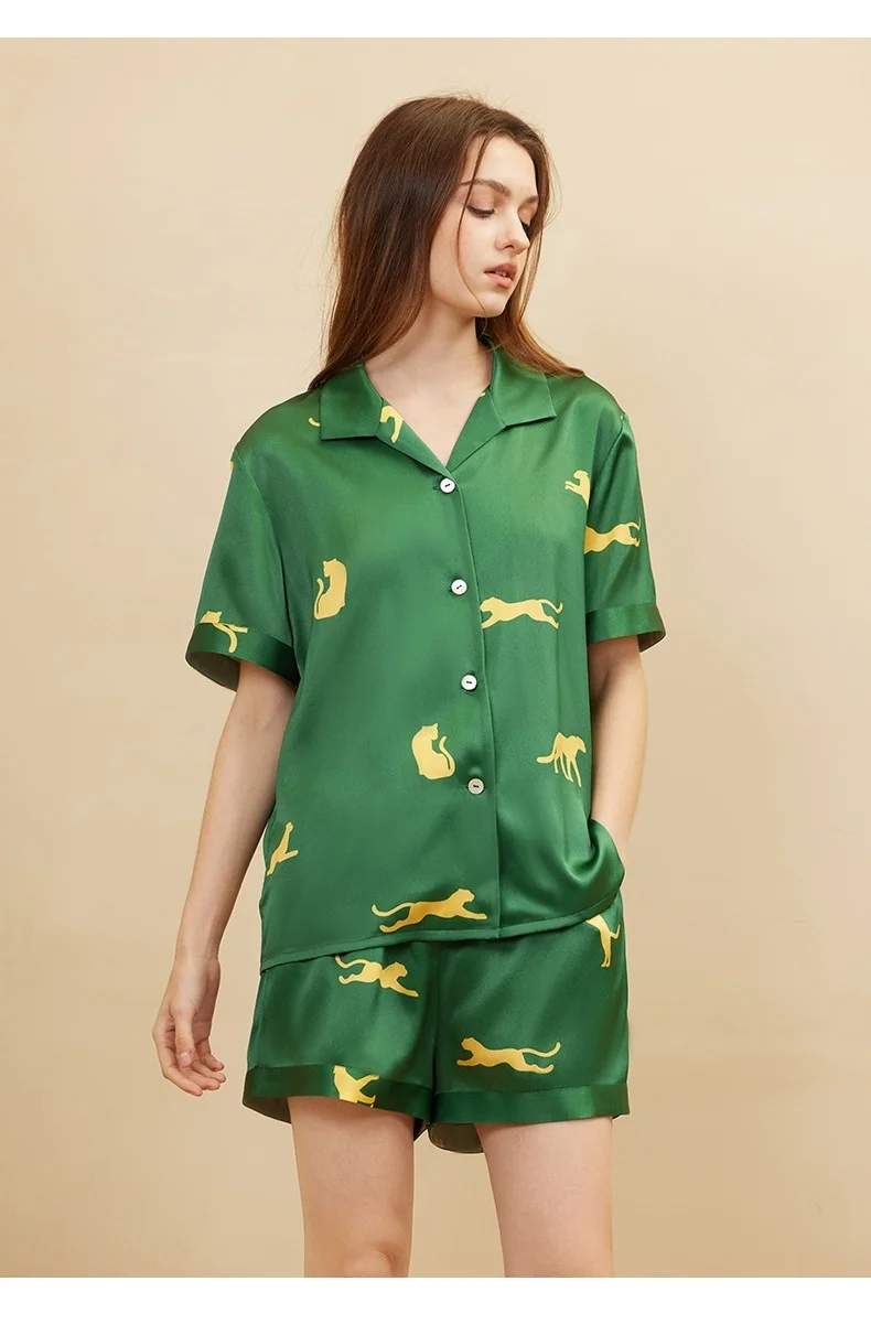 

2025 New Style Women's Silk Pajamas - Summer Short-sleeve and Shorts Two-piece Set, 100% Mulberry Silk Women's Loungewear Sett