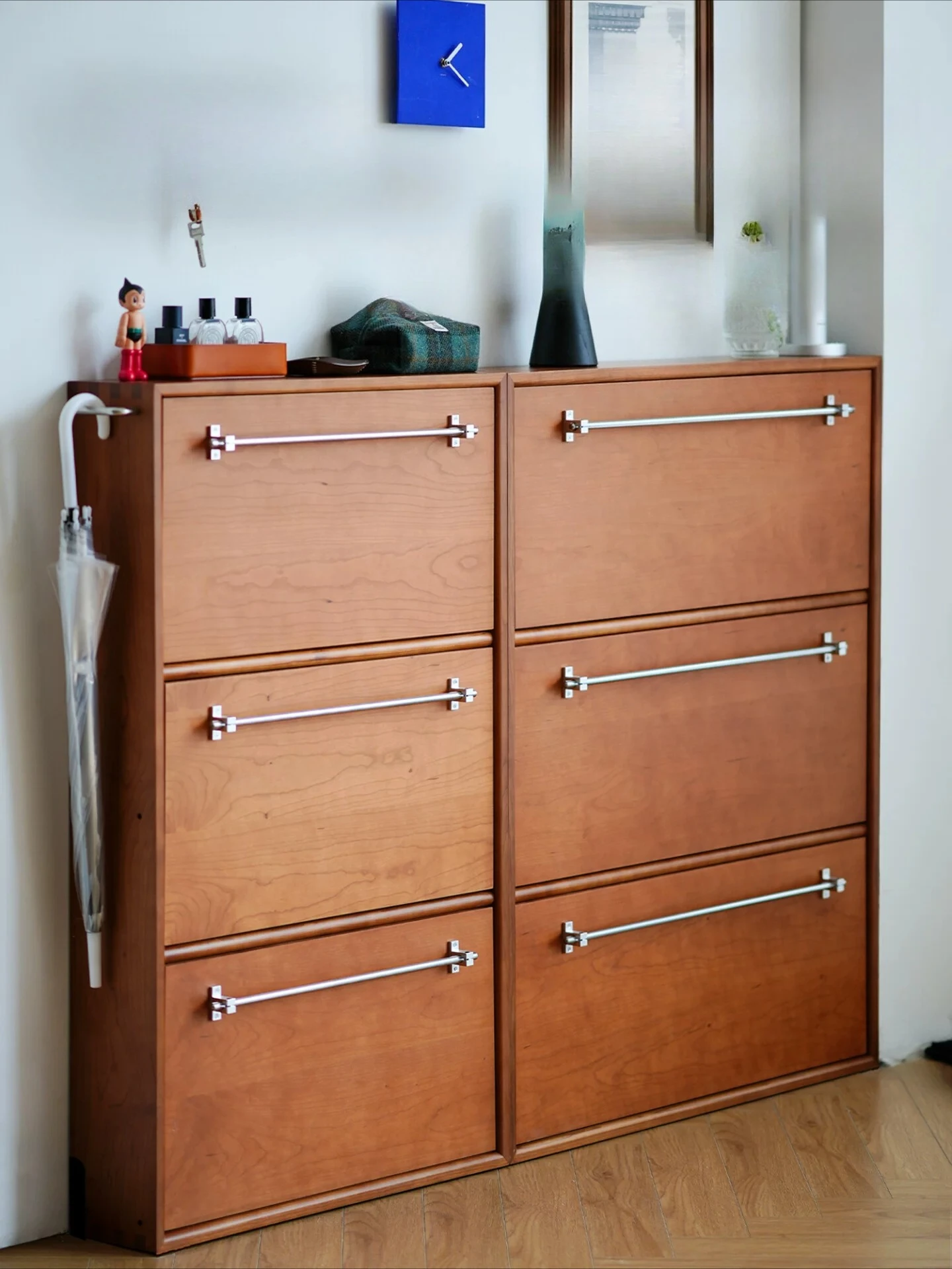 

PYJ Thin and extremely narrow door-to-door floor-to-wall entrance tipping bucket shoe cabinet