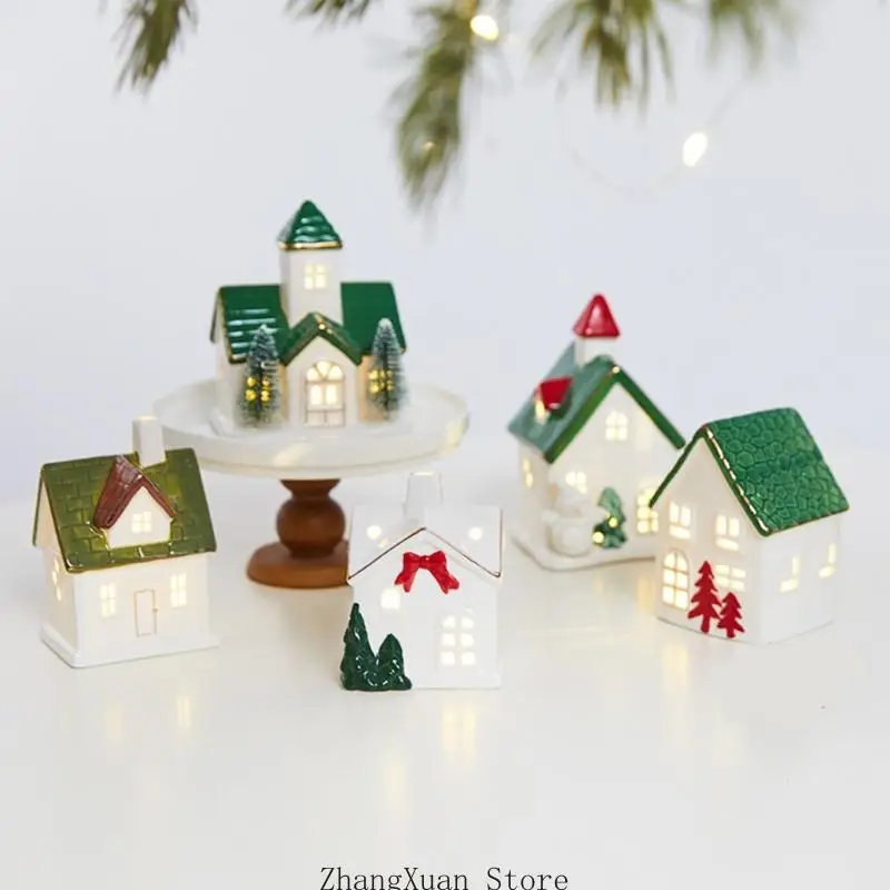 Eingangstisch-Weihnachtsschmuck, Keramik-Dorfhaus-Akzent mit warmer Innenbeleuchtung für die winterliche Regalpräsentation 3XUF – Detail 3