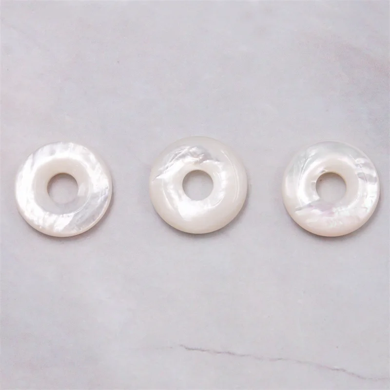 White Shell Mother Of Pearl Natural Donut Disc Pendant Charms 20mm Circle Coin Accessories For Making Jewelry Earring Necklace