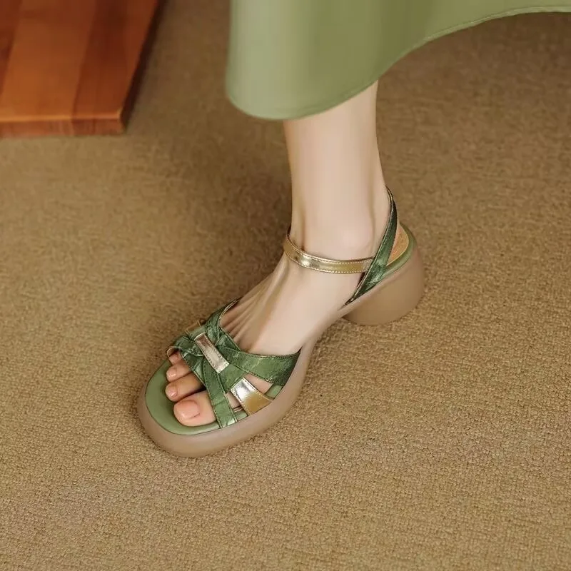 New Chinese Style Thick High Heels and A New Style of 2025 Summer Hollow Thin Strap Soft Sole Roman Waterproof Platform Sandals