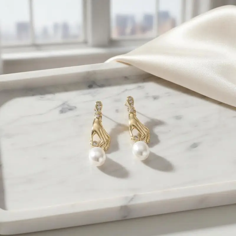 Creative Design Hand With Imitation: Pearl Dangle Earrings Women Trendy Personality Accessory Daily Party Temperament Jewelry