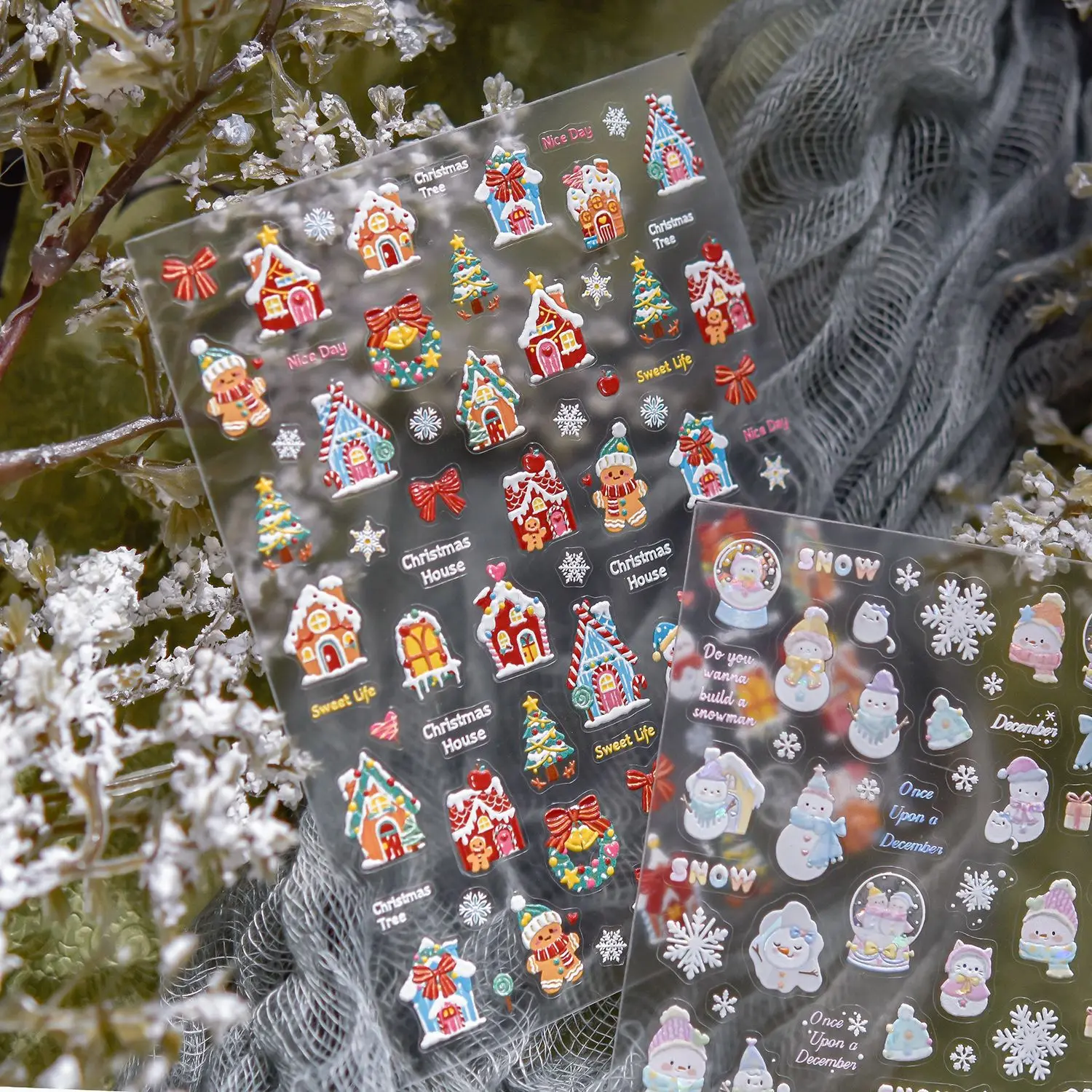 Stiker Kuku 5D Embossed Motif Musim Dingin, Manusia Salju, Karangan Bunga Natal, Rumah, Pita, Kepingan Salju, Aksesoris Seni Kuku, Stiker DIY, Dekal Kuku