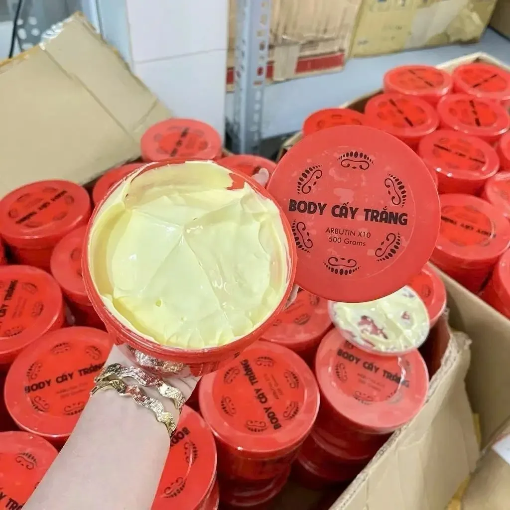 

2026 Kem Body Cay Trang x10 Arbutin 500g Dark Skin, Lightening, Brightening Cleansing And Whitening Body Smooth Delicate Skin