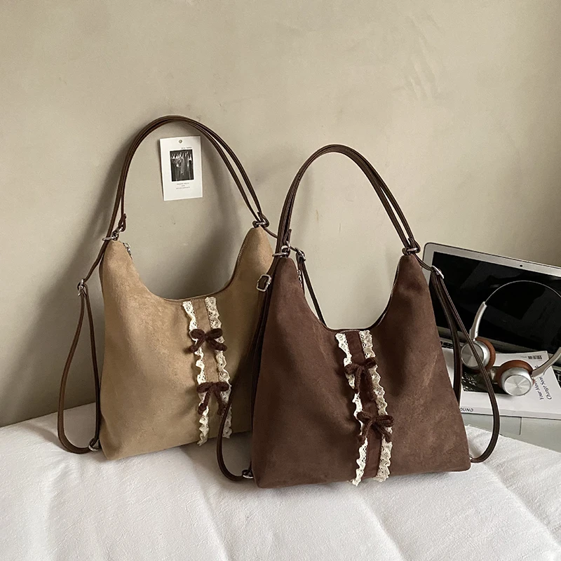 

Осенний женский рюкзак большой вместимости в стиле ретро, 2025 г., классическая модная кружевная сумка на плечо с бантом, повседневные шикарные женские сумки