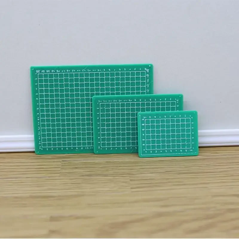 

Mini Simulation Plate Cutting Plate Model 1/12 Dollhouse Miniature Learn The Scene Accessories Doll Toys