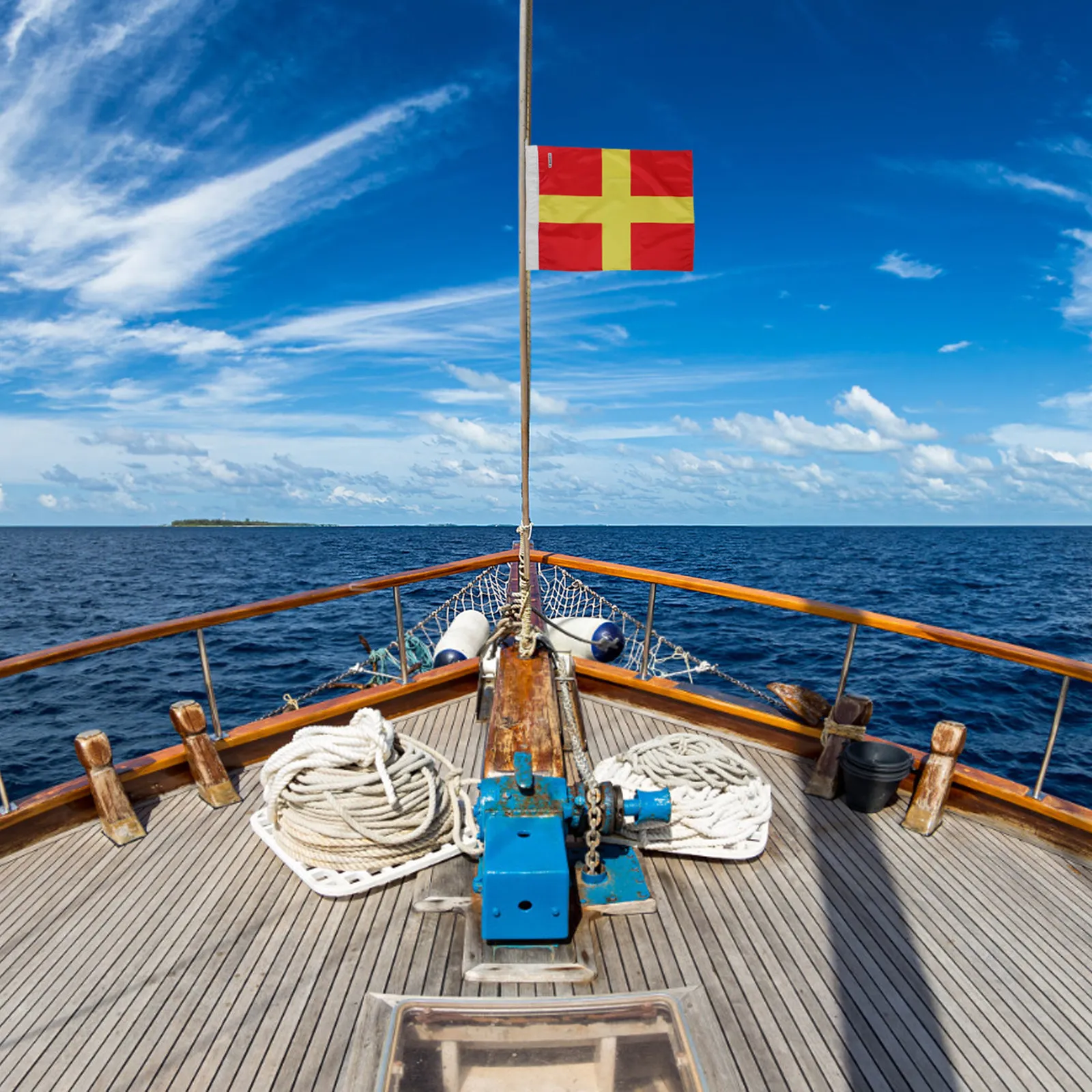 2Pcs Ship Signal Flags Marine Nautical Code Flags High Visibility Corrosion Resistant for Boat Safety Navigation Slow-Down