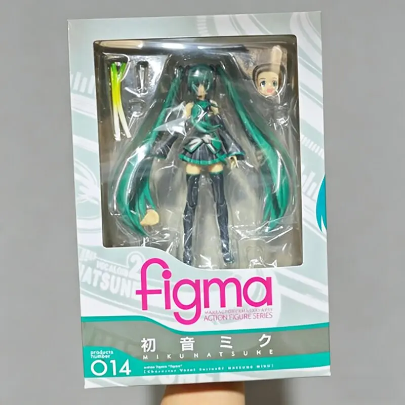 Hatsune Miku Anime Action Figures Movable Joints Contain The Props Desktop Decoration Collection PVC Model Toys Kids Gifts