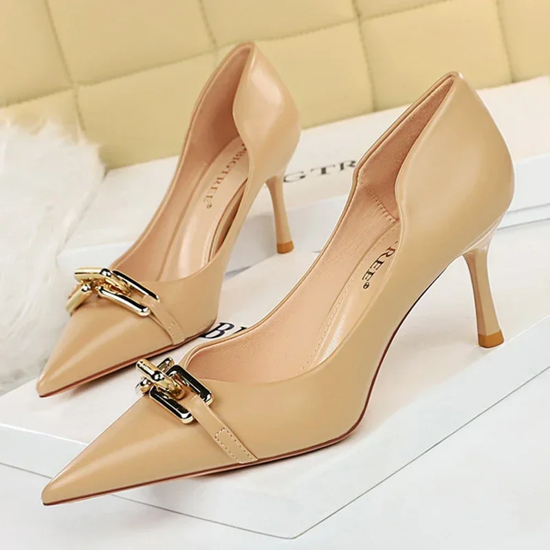 Women's High Heels 2024 New Stiletto Shallow Mouth Pointed Metal Buckle Elegant Party Women Pumps Plus Size Women Single Shoes