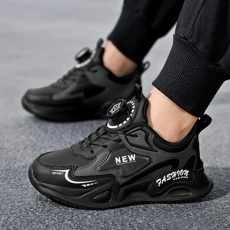 

2025 Autumn Boys' Leather Sneakers New Soft Sole Anti-slip Knob Closure Children's Shoes Comfortable Running & Casual Footwear