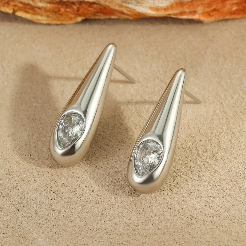 أقراط الزركون الفردية العصرية والراقية، تصميم بسيط، منتجات رائعة، مكانة وباردة.