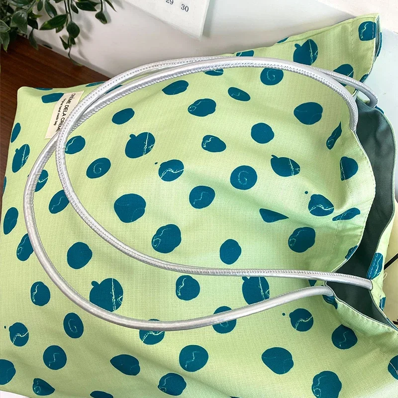 Wendbare Umhängetasche, gepunkteter Vintage-Stil im französischen Stil, Batik-Canvas-Tragetasche, vielseitige Bohemian-Handtasche für Damen – Detail 7