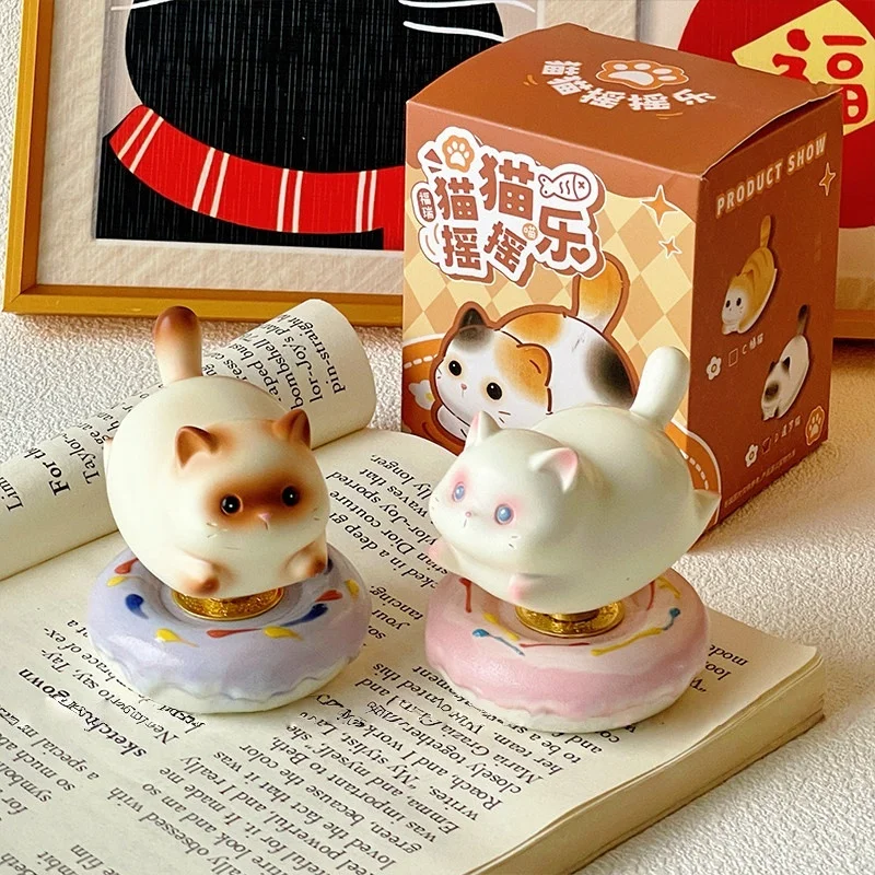 

Siamese Cat Wobble Spinning Ornament Cute Stress Relief Desktop Decoration Office And Home Ideal Birthday Gift For Adults