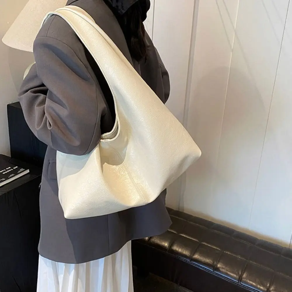 

Korean Style Retro PU Tote Bag Solid Color Tote Bag Large Capacity Handbag PU Leather Large Capacity Underarm Packs Outdoor