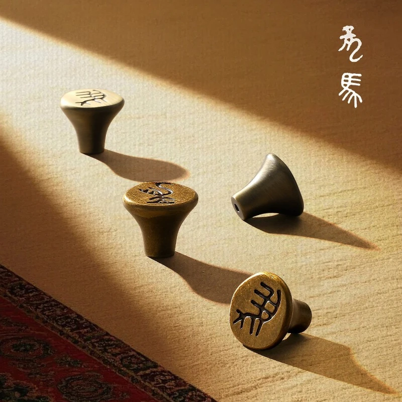 

Light luxury bookshelf cabinet door brass handle cabinet wardrobe door hardware handle bedside table tea table drawer handle