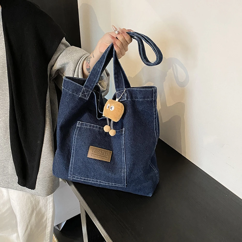 Koreanische Lässige Denim-Schultertasche, Künstlerische Große Damenhandtasche, Vielseitig für Alle Jahreszeiten und Pendler – Detail 2