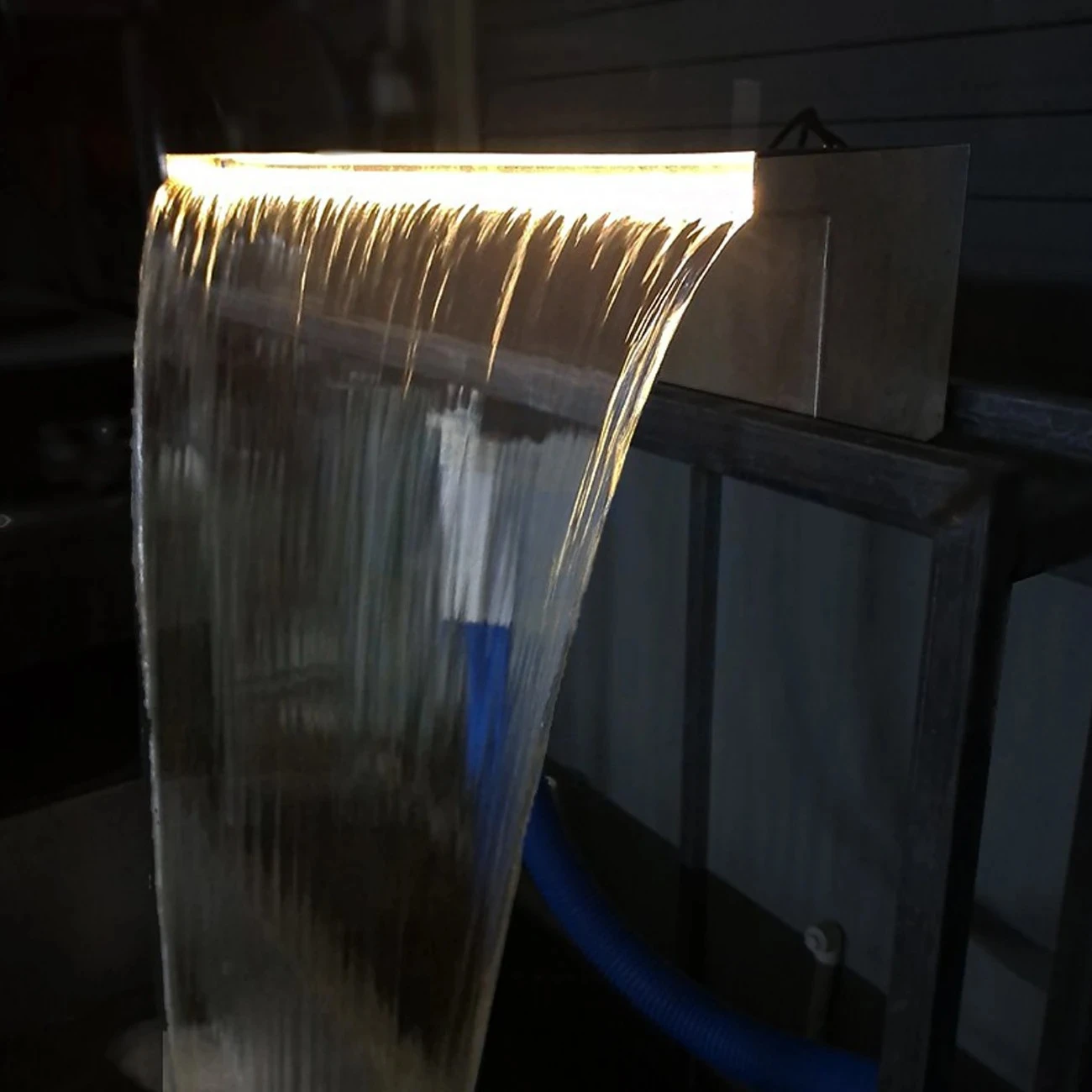 

Stainless Steel Waterfall Water Curtain Wall,waterfall Fountain with Light,courtyard Rockery Flowing Water Landscape Waterfall