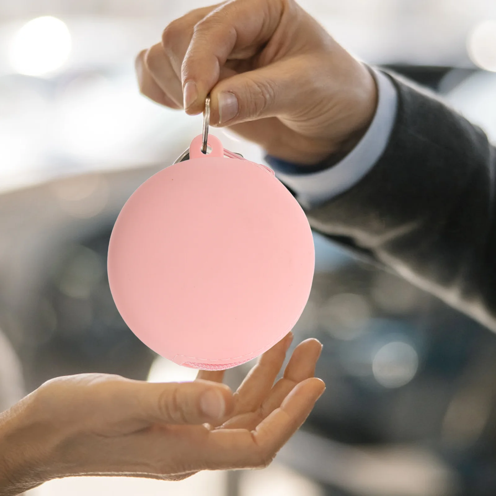 

Round Silicone Coin Purse Keychain Mini Wallet Portable Small Pouch for Coins Earphones Travel Cute Storage Bag