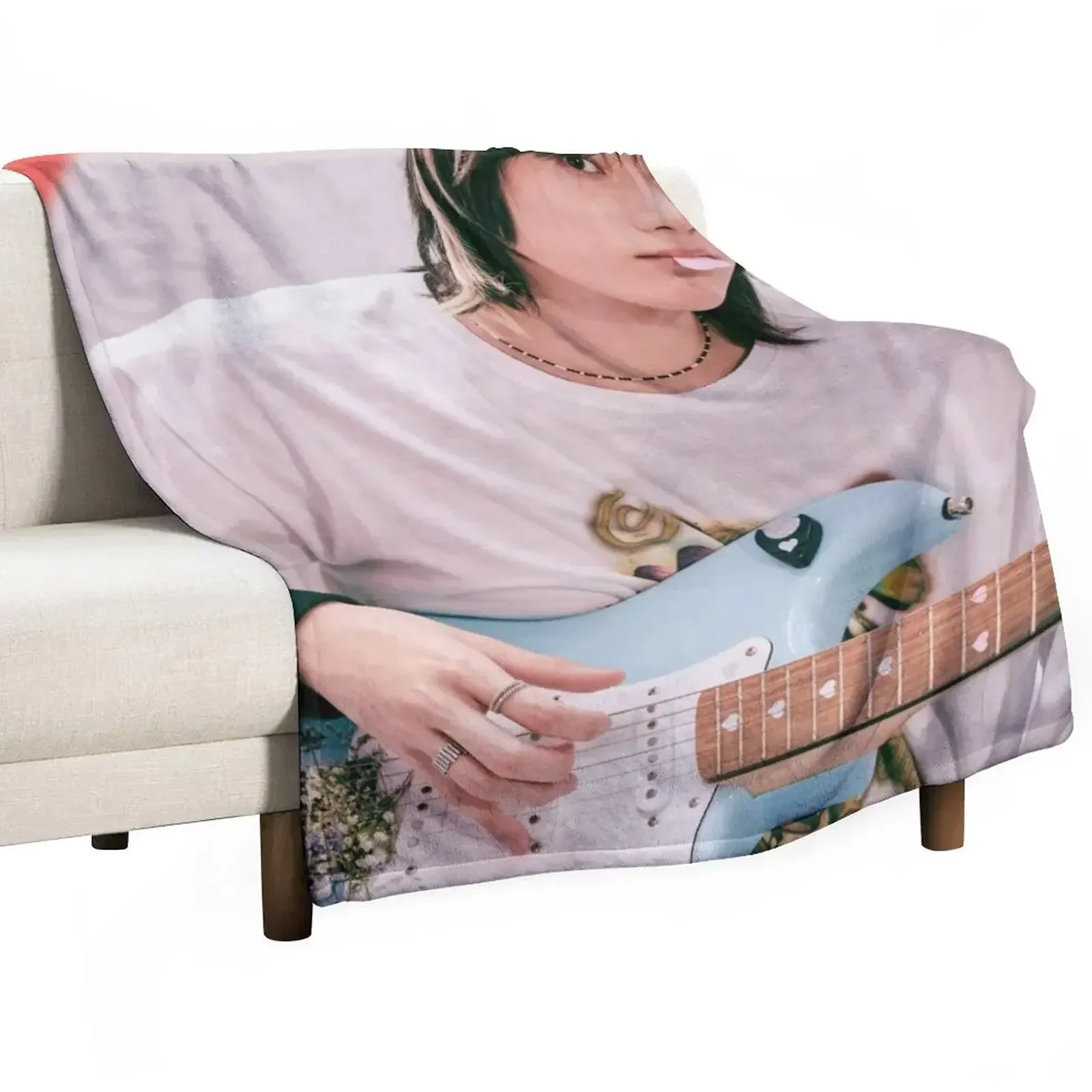 

beomgyu Throw Blanket Stylish Couch Blanket for Home Living Room