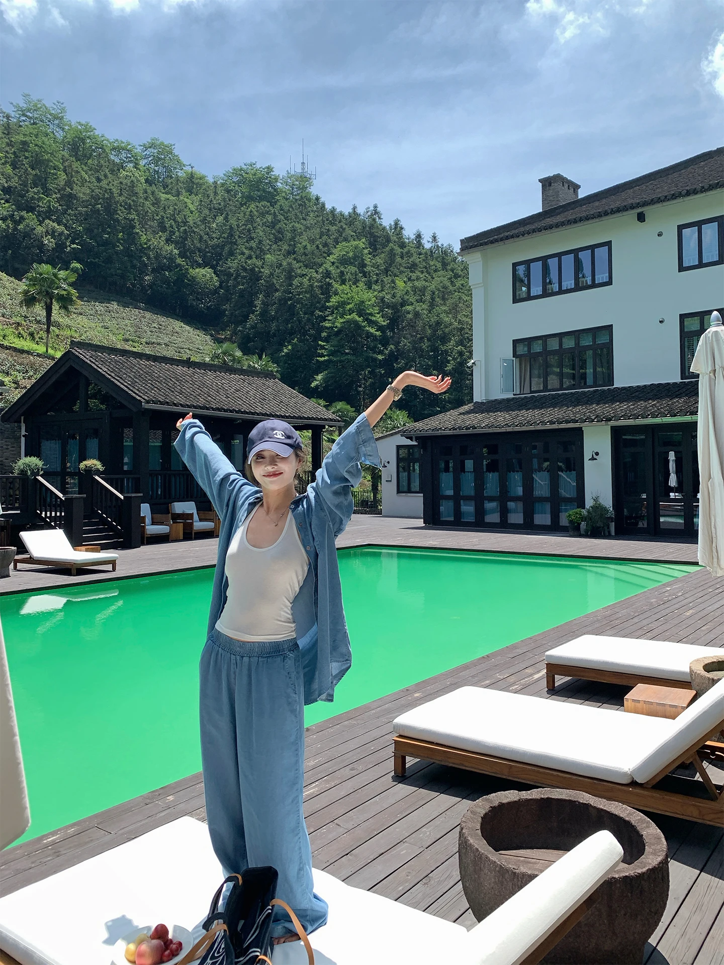 Conjunto de Dos Piezas NanaByNana Saint Tropez de Seda y Mezclilla para Mujer, Pantalones Anchos Casuales, Ropa de Moda para Primavera y Otoño