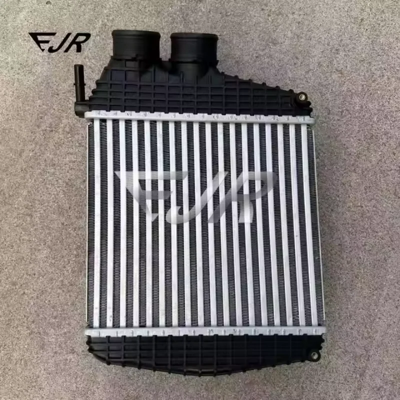 OEM 670039135 670109554 R.H. Turbo Cooler Intercooler For Maserati Levante M161