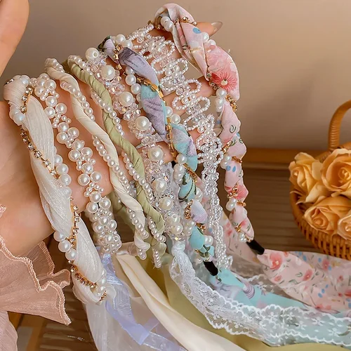 Imagen 1 del producto Diadema integrada para el cabello atada con serpentina de perlas para mujer, nueva diadema trenzada elegante y de alta gama, tocado con horquillas 2024