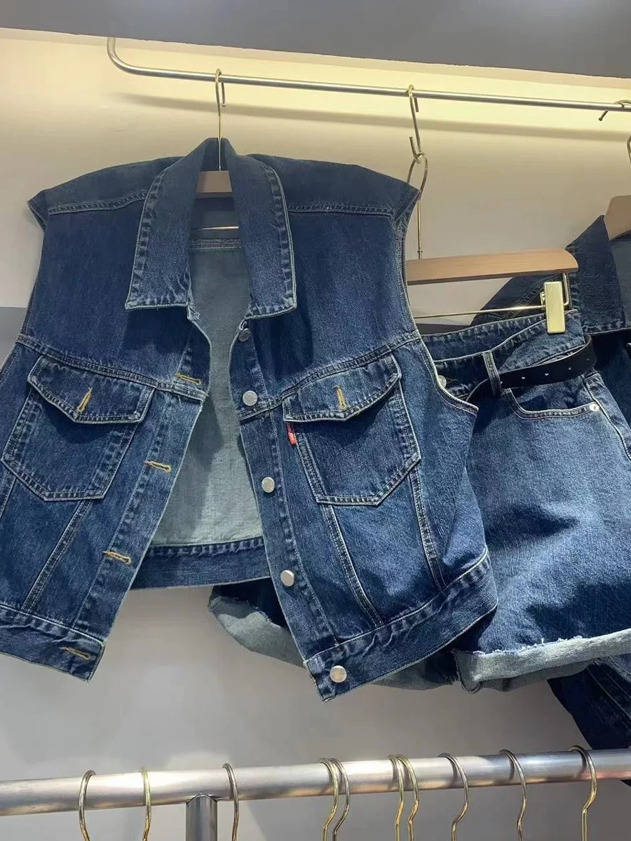 

Комплект из джинсовой жилетки и шорт больших размеров для женщин: летний тонкий короткий жакет и шорты с высокой талией, однотонный модный комплект из двух предметов