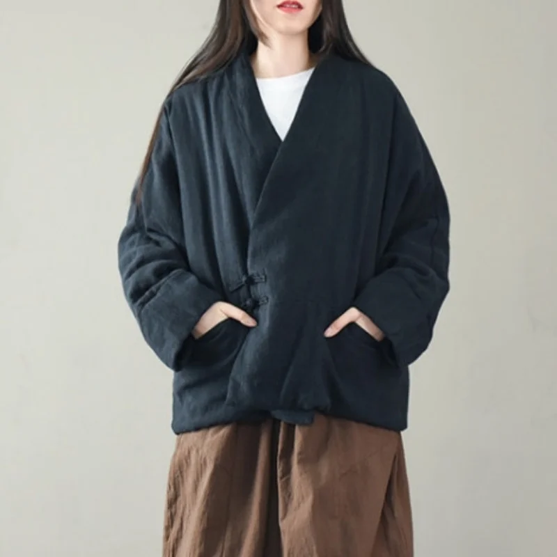 النمط الصيني الصلبة القطن معطف المرأة 2025 جديد الخريف الشتاء الدافئة الخامس الرقبة الضفدع زر فضفاض المرأة سترة الكتان الملابس الرجعية