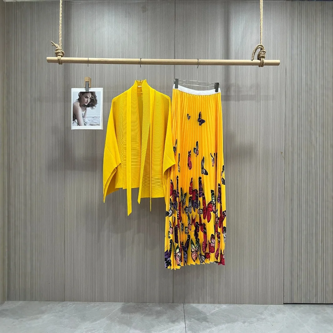 

Miyake Pleated Fashion Set 2025 Spring New Sun Pleated Solid Color Outer Printed Half Skirt 2 Piece Set