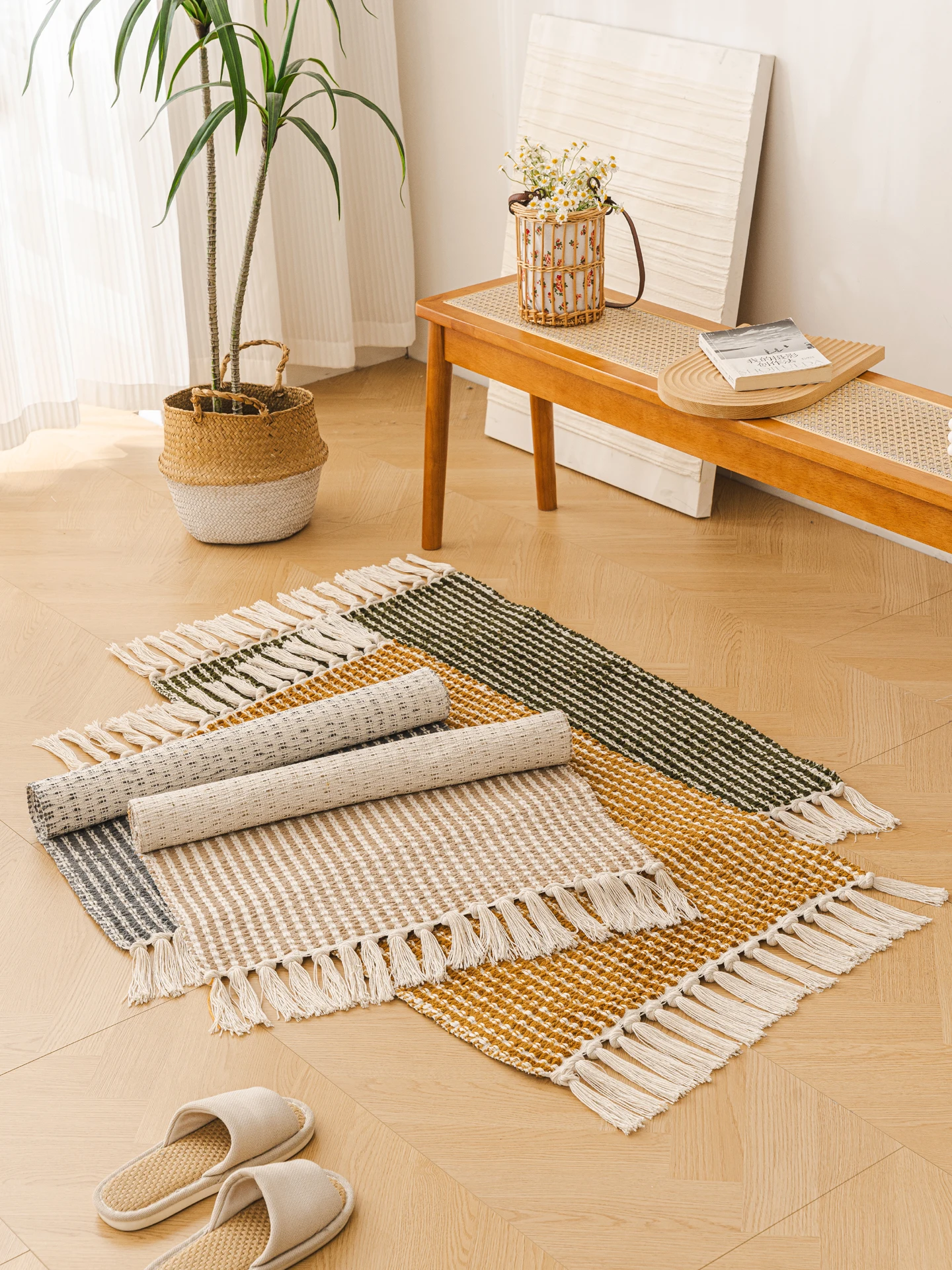 Handwoven Stripe Pattern Floor Mat Anti-slip Tassel  Bedroom Study Room Home Decor Small Carpet Comfortable Underfoot