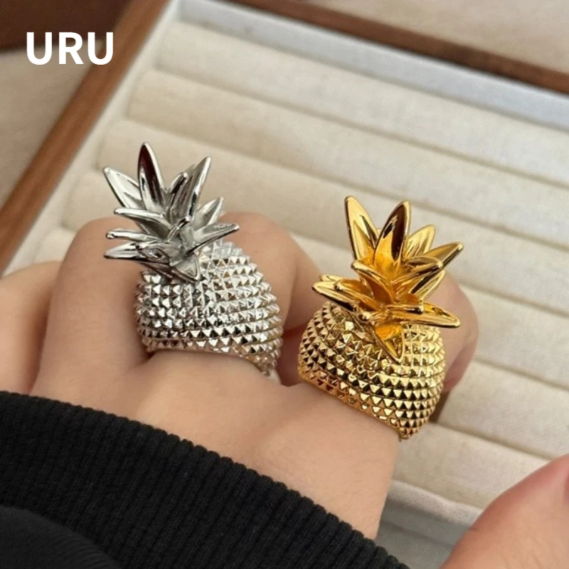 

Modern Jewelry Luxury Temperament Metal Wide Pineapple Rings For Women 2025 Trend New Exaggerative Accessories