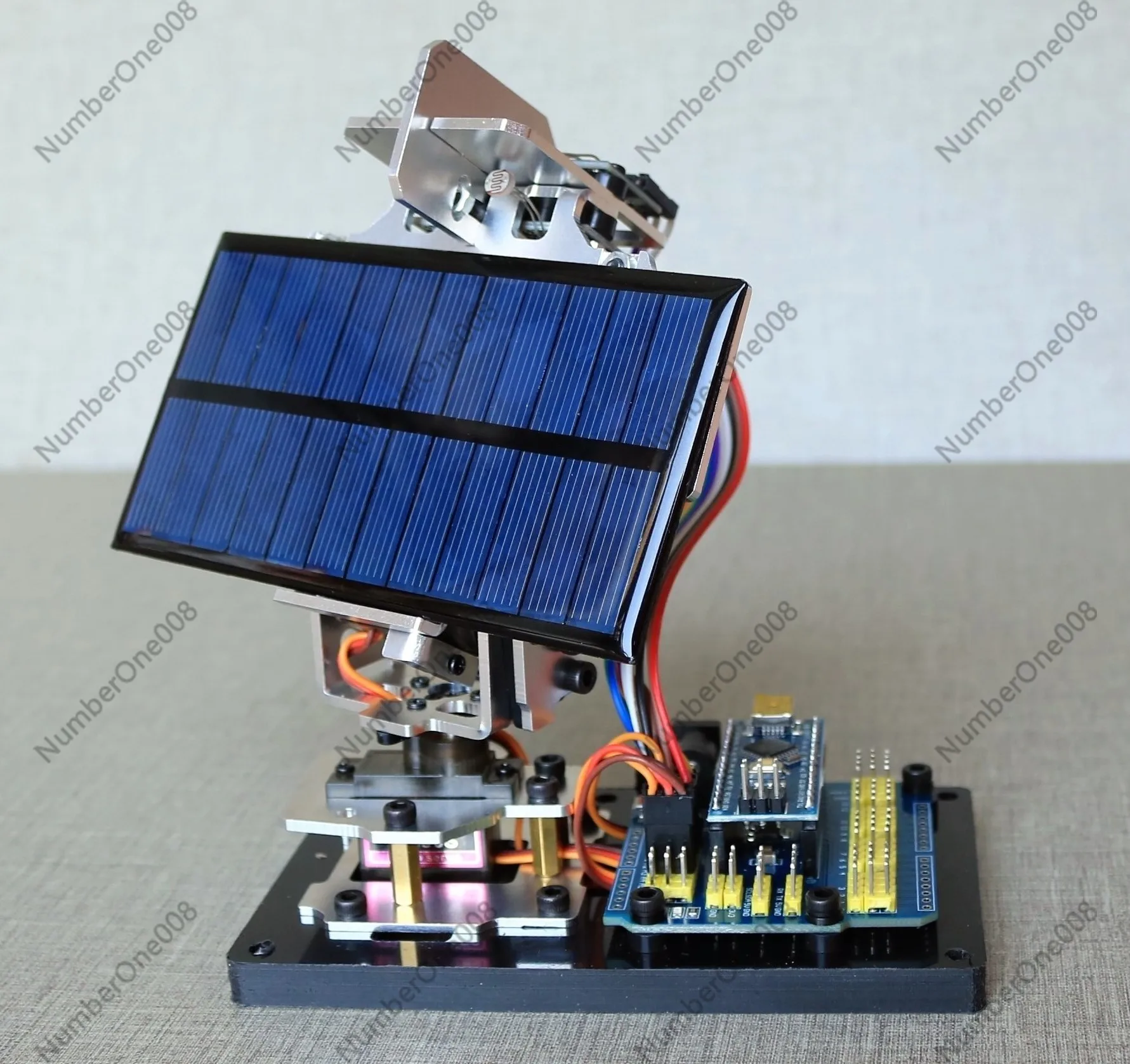 arduino-diyスマートソーラートラッキングデバイス発電メーカープロジェクト小規模生産トラッキングレーダー