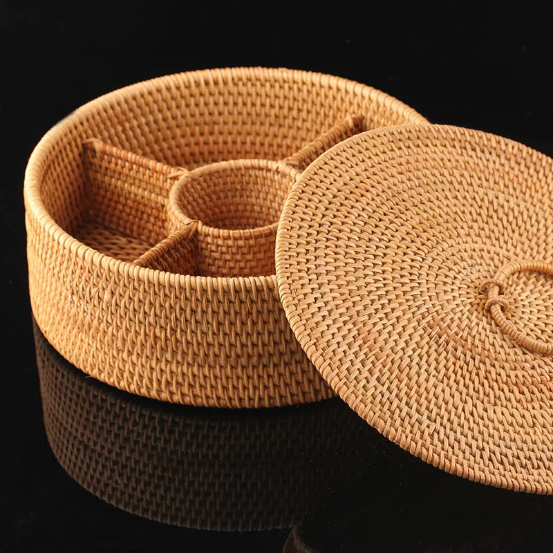 Storage Box Hand-Woven Desktop Storage Basket Grass Rattan Basket Handmade Crafts