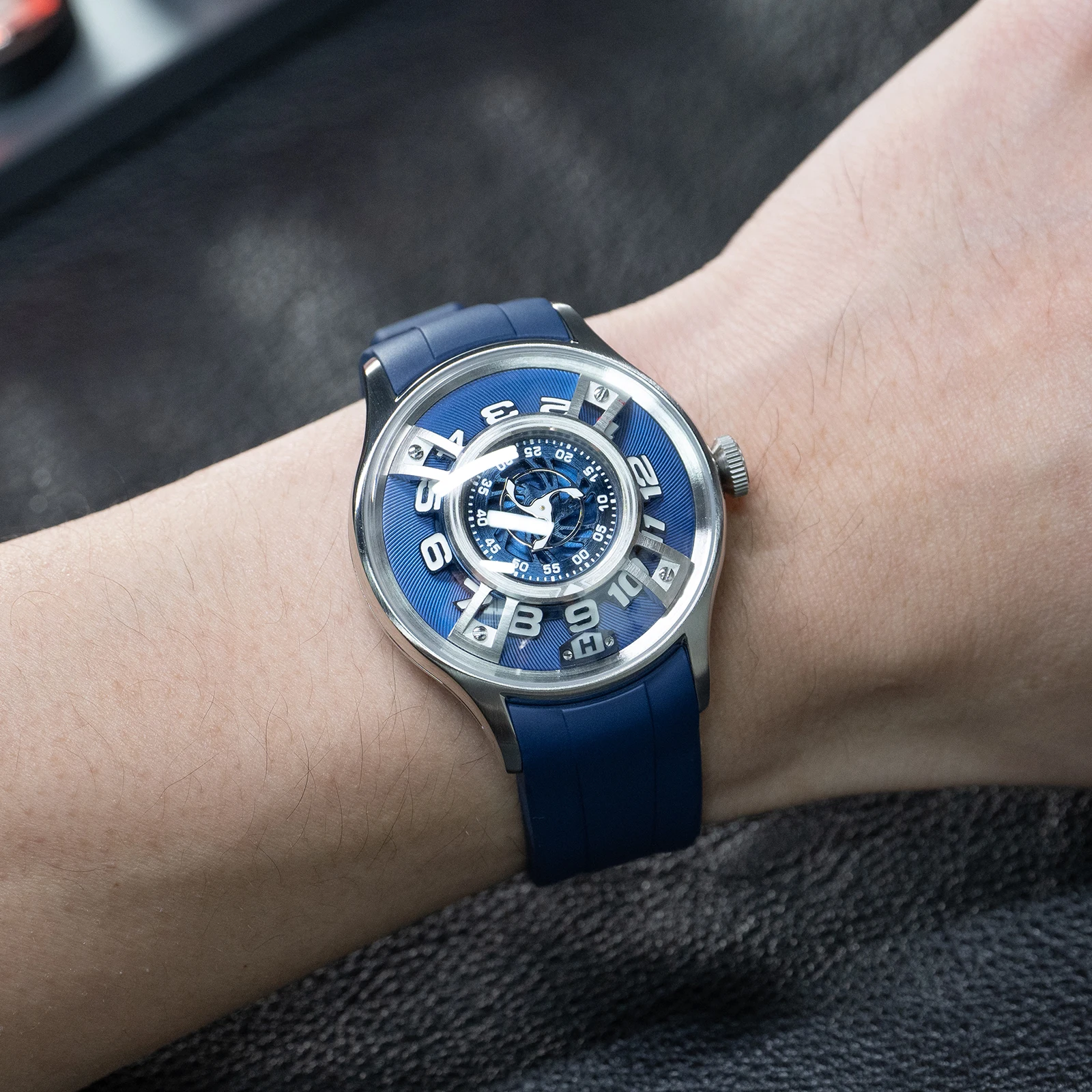 OBLVLO Creative Circular Dial Analog Automatic Watch for Men Luminous Waterproof Blue Silicone Strap Mechanical Watches BLM-2