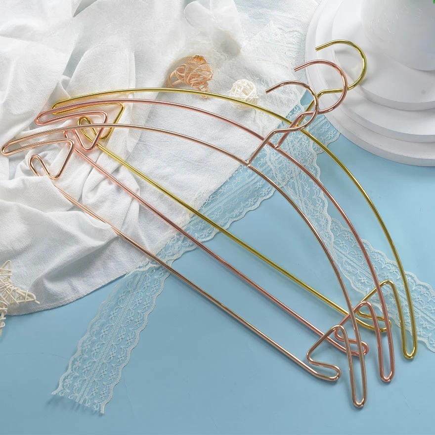 

5pcs Golden Clothes Hanger,Metal Wire Suit Coat Hangers with Arc Shoulder Design,Space Saving Storage Rack for Closet