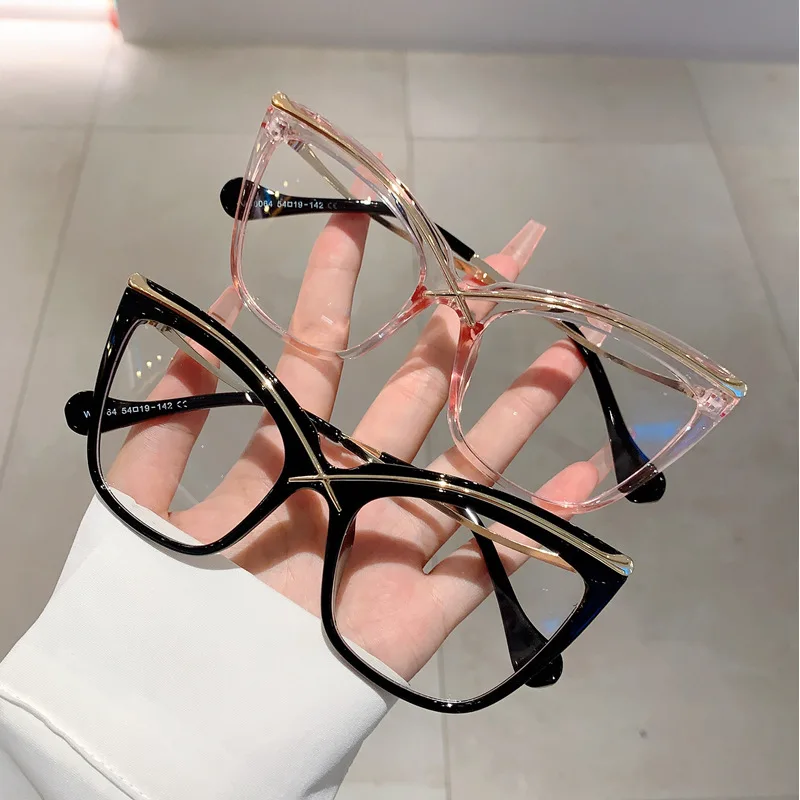 Vintage Fashion Oversized Cat Eye Optical Glasses Frame Women For Female Trendy Glasses Luxury Brand Designer Metal X Eyewear