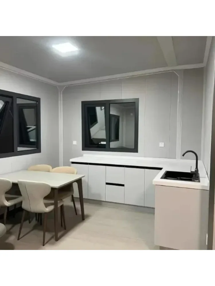 Cost-Effective Prefab Container House Expandable Modular Home 2 Room Mobile Steel Tiny House Ready Made for Family Living