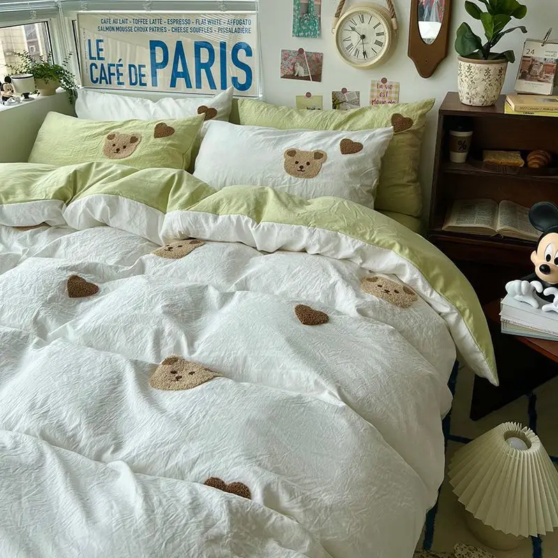 

Новинка 2024, Комплект постельного белья с милым медведем, без наполнителя, пододеяльник в Корейском стиле, наволочка, один полный размер, для детей и взрослых, мягкое кавайное постельное белье