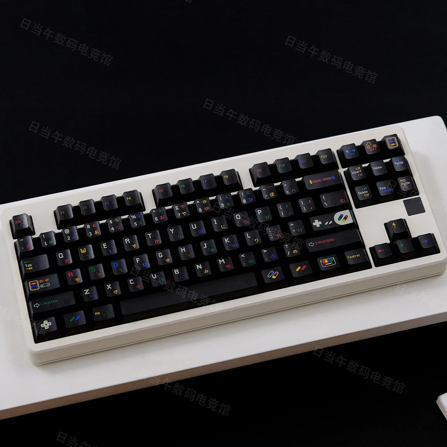 

Tongqu black and white ABS fog transparent keycap RGB original highly mechanical keyboard modified woting