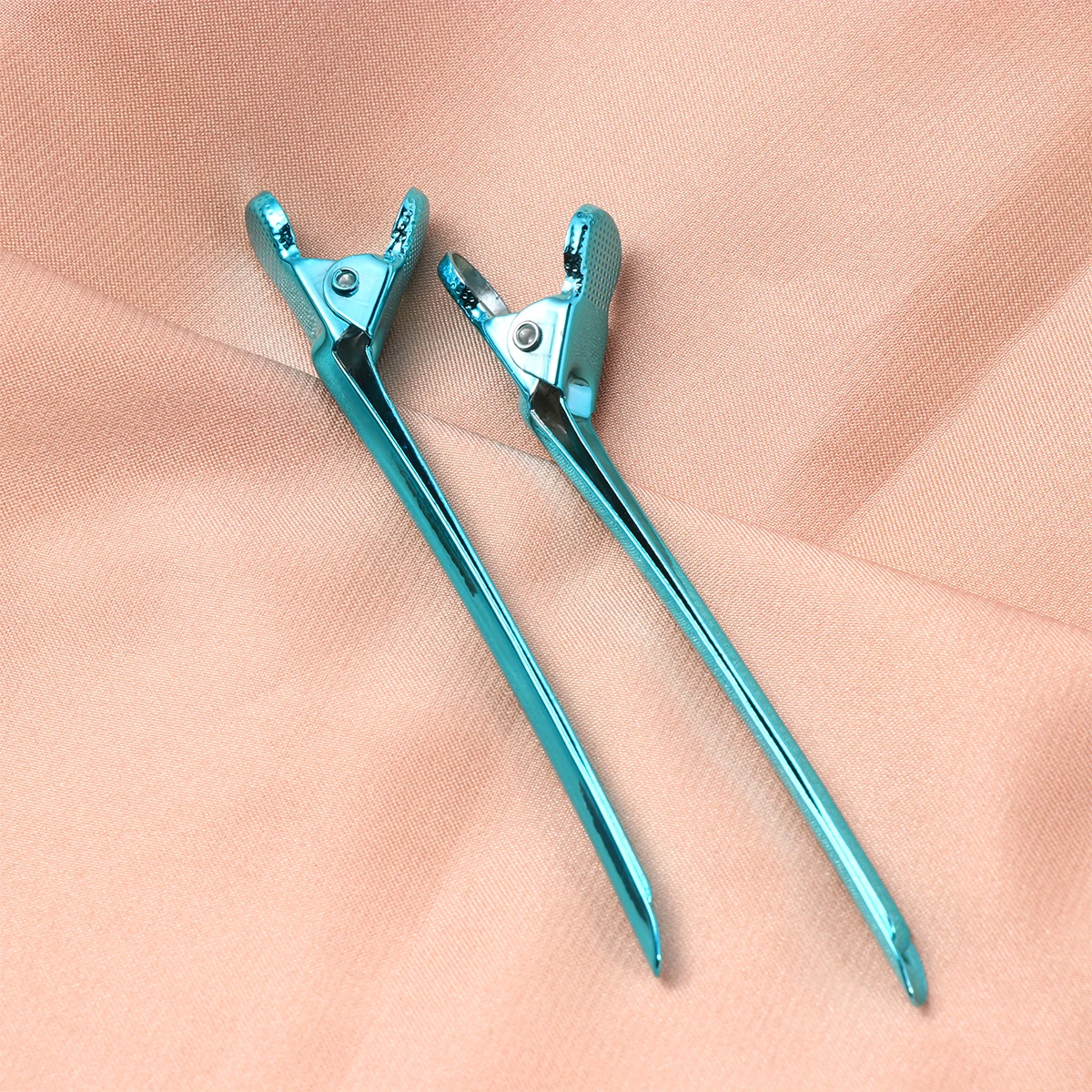 

6pcs Hair Clips Set Durable Strong Hold Salon Quality Colorful Simple Design for Styling Perm Face Washing